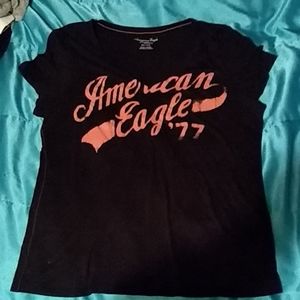 American Eagle t shirt
